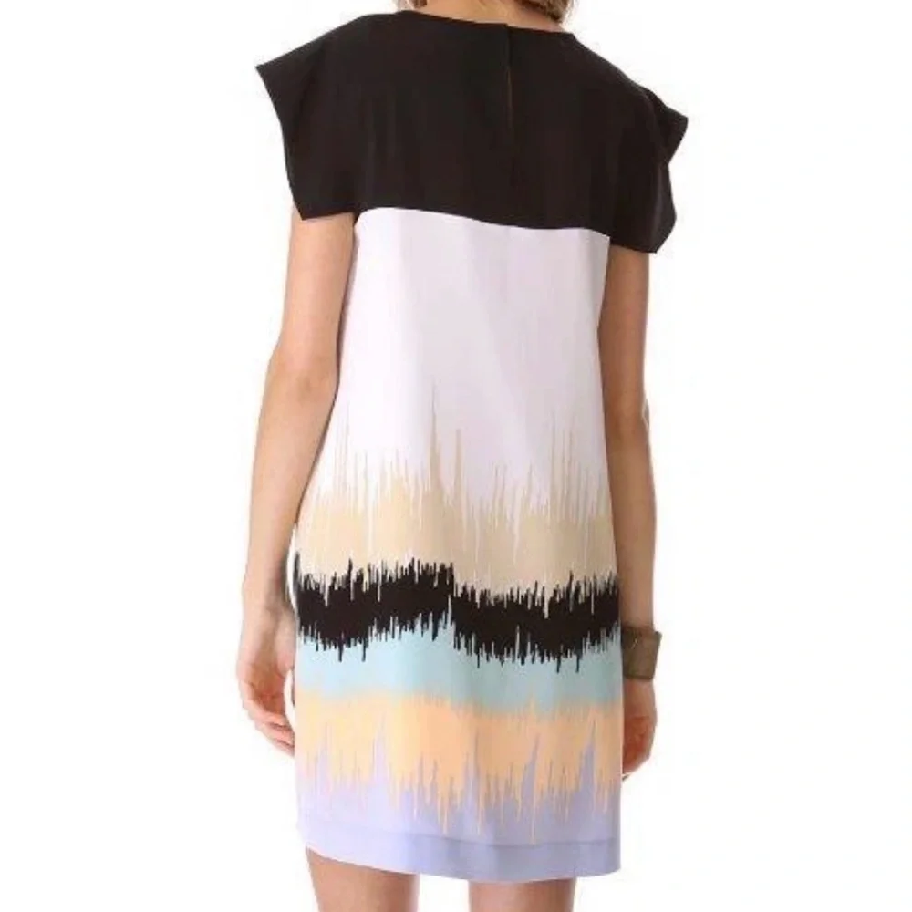 Tibi Silk Shift Dress 10 Black Cream Abstract Print Cap Sleeve Mini - Picture 2 of 6